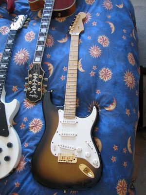 Fender 50th Anniversary Deluxe Stratocaster
